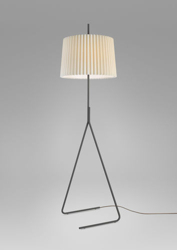 Luminária de piso - FLIEGENBEIN BL - Kalmar Werkstaetten - em seda / metálica / contemporânea