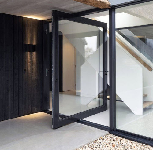 Porta de entrada - Onnen, The Netherlands - FritsJurgens - em aço / pivotante com eixo central / contemporânea