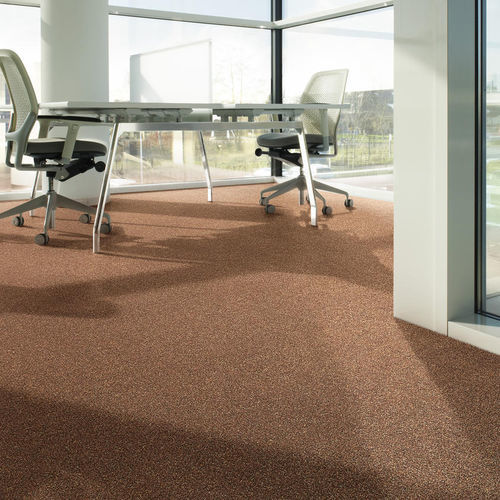 Carpete tufado - ARCADE - Tarkett PROFESSIONAL - em Textilene® / de cor lisa / marrom