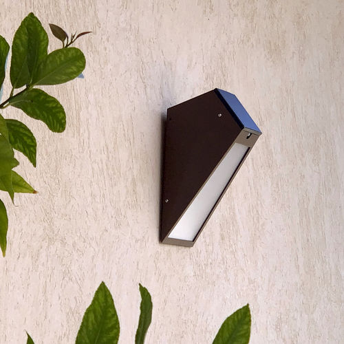 Arandela contemporânea - APS 025 - aralia - LYX luminaires - para ambiente externo / em aço / em policarbonato