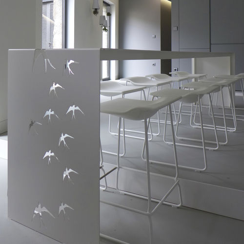 Mesa de jantar de design original - BPLAN - em alumínio / retangular / sob medida