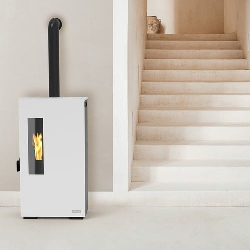 Salamandra a pellets - CUBA 5 - UNICAL AG S.p.A. - 0–5 kW / de instalação livre / contemporânea