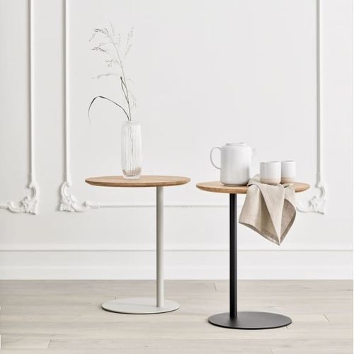 Mesa lateral contemporânea - PILLAR - Steelcase - em madeira / com base metálica / oval
