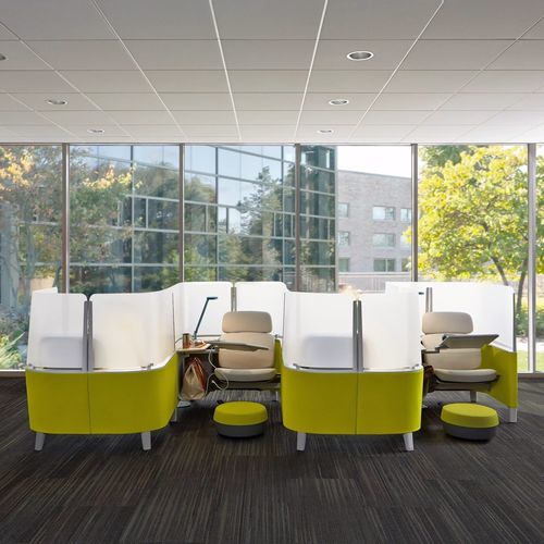 Escritório POD com iluminação embutida - BRODY - Steelcase - ajustável / modular / com separador integrado