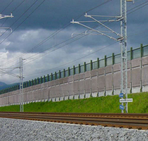 Parede antirruído com painéis modulares - CIR ambiente - em argila / em concreto armado