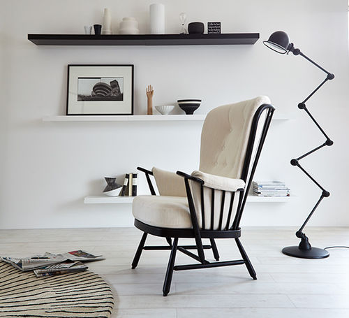 Poltrona clássica - EVERGREEN - ercol - em tecido / em faia / com encosto alto