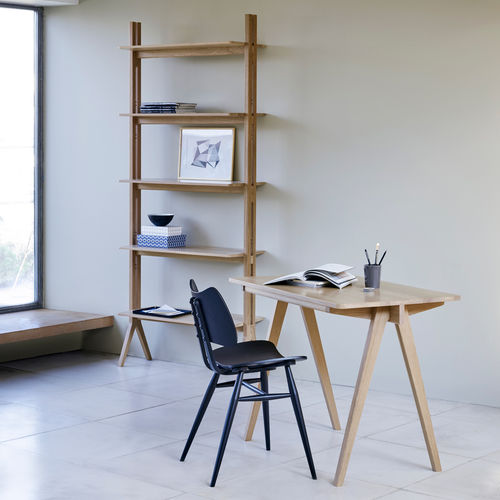 Mesa secretária contemporânea - PERO - ercol - em carvalho