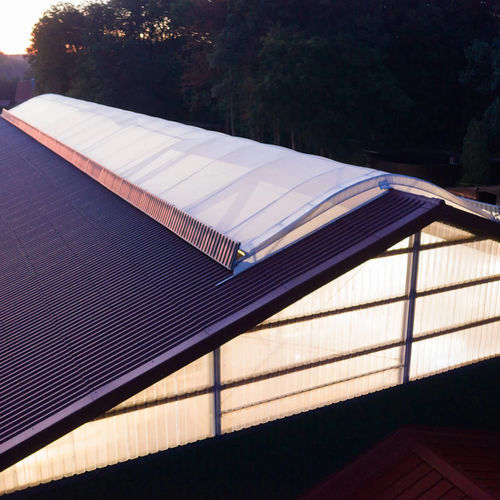 Cumeeira com ventilação - Lubratec® Light Ridge - Huesker - translúcida