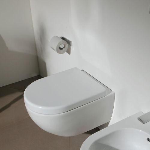 Vaso sanitário suspenso - AP119  - FLAMINIA - em cerâmica / da linha residencial / oval