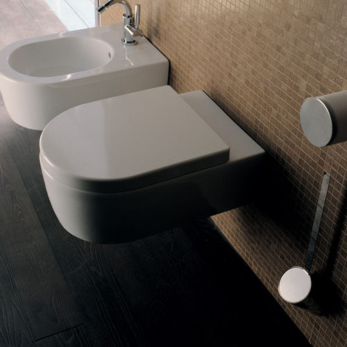 Vaso sanitário suspenso - LINK  - FLAMINIA - em cerâmica / de Giulio Cappellini / da linha residencial