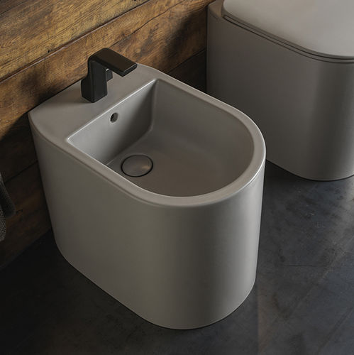Bidê em cerâmica - AS217 - FLAMINIA - de Giulio Cappellini