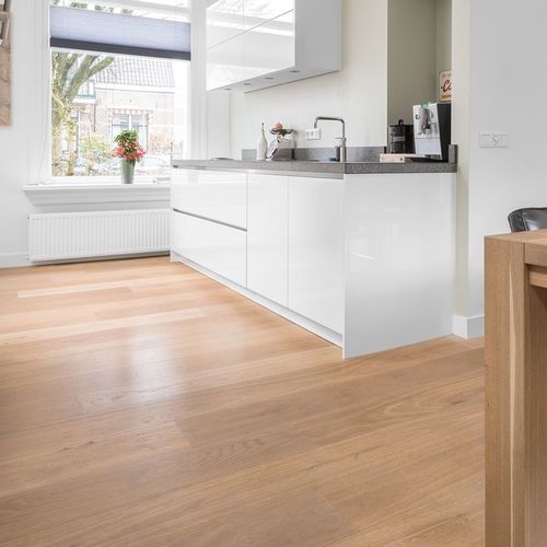 Piso estruturado - G.08 - Dennebos Flooring - chevron / envelhecido / colado