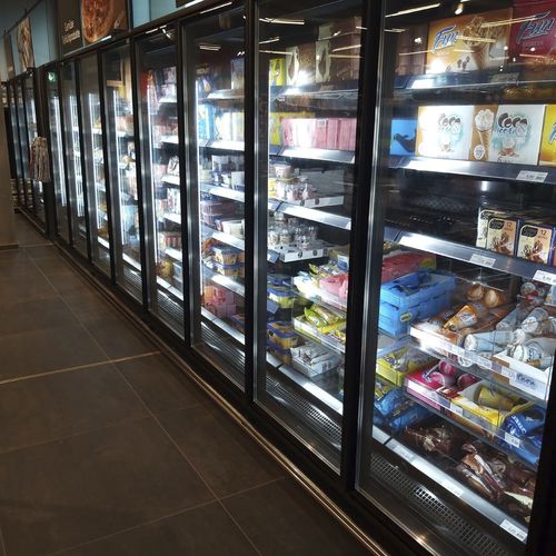 Vitrina refrigerada vertical - ATLANTIC - Frost-trol S.A. - para loja / com iluminação / para alimentos congelados