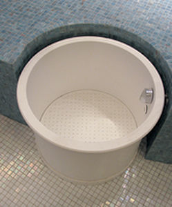 Pedilúvio da linha comercial - CORIAN® - WDT - Werner Dosiertechnik - de instalação livre