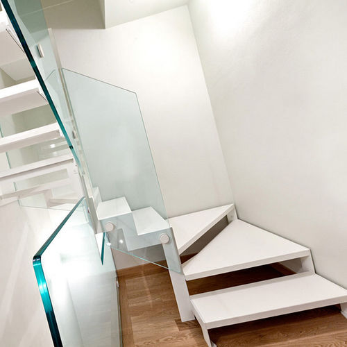 Escada em L - VISTA ZETA - Officine Sandrini - com degraus em vidro / com estrutura metálica / da linha residencial