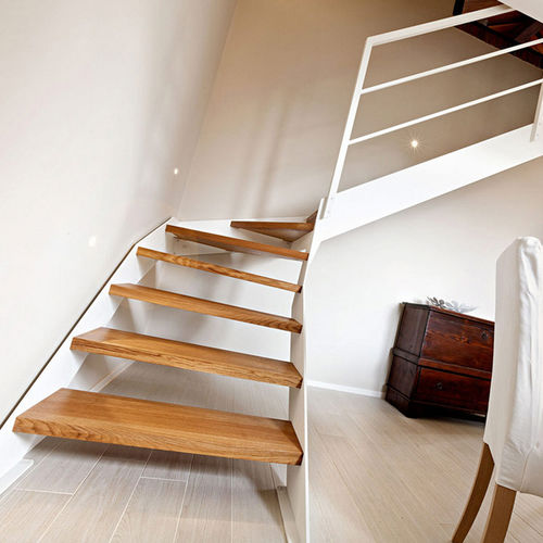 Escada em L - VISTA FASCIA : OAK - Officine Sandrini - com degraus em madeira / com estrutura metálica / contemporânea