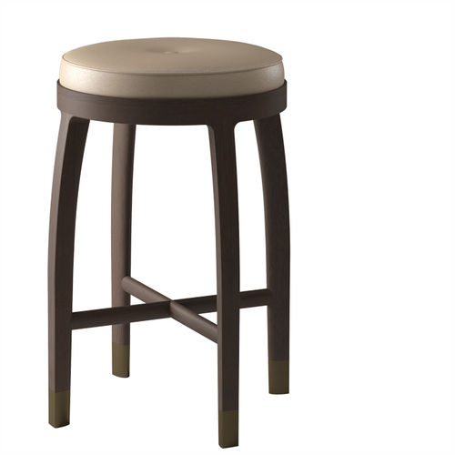 Banqueta contemporânea - NOTA  - DIMENSIONE CHI WING LO - em couro / com base em carvalho / estofada