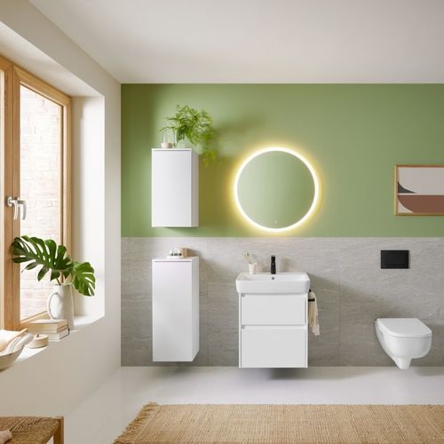 Banheiro contemporâneo - RENOVA PLAN - GEBERIT - em cerâmica / em hickory / em laminado melamínico