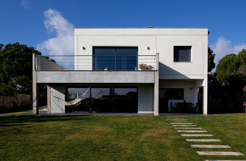 Casa pré-fabricada - HDS : PEL - HORMIPRESA - ecológica / contemporânea / de 2 andares