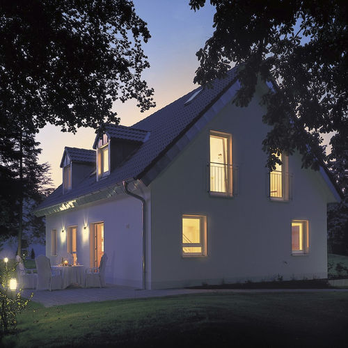 Casa pré-fabricada - ICON - HORMIPRESA - ecológica / contemporânea / de 2 andares
