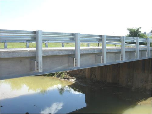 Viga em aço - Short span steel - em H / para construção de ponte