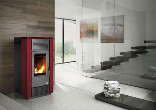 Salamandra com caldeira a pellets - LONDRA  - KARMEK ONE SRL - contemporânea / em aço
