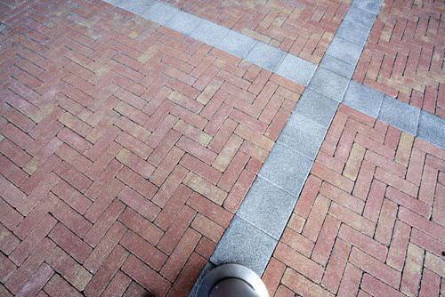 Bloco de pavimentação em concreto - LISTELLO - mvb - para ambiente externo / envelhecido / transitável