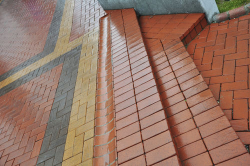 Calha de escoamento de duas águas - KE - Isiklar Building Materials Inc. - calcetada / em terracota / para espaço público