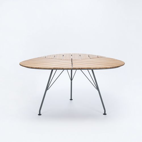 Mesa de jantar contemporânea - LEAF - Houe - metálica / em bambu / triangular