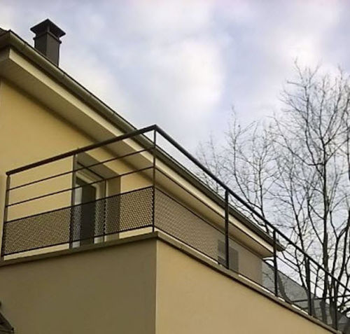Sacada em tela metálica - ESCALIER DESIGN 14 - com barras / em aço