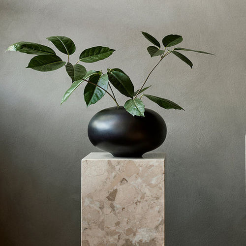 Vaso contemporâneo - SURROUND - AUDO - em madeira maciça / de mesa / marrom