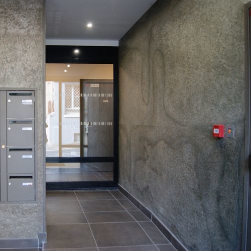 Revestimento para parede interna - KUALA LUMPUR - StoneLeaf - para ambiente externo / em pedra natural / de resina