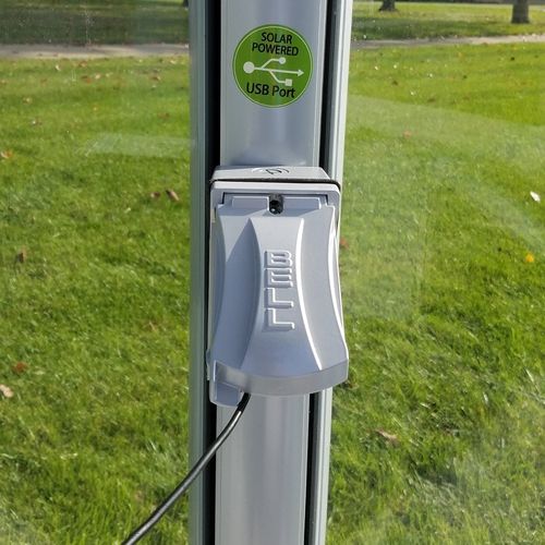 Tomada USB - SOLAR - Brasco International Inc. - dupla / de embutir / para ambiente externo