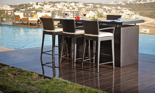 Mesa alta contemporânea - MONTE CARLO - Rattan House - em vidro / em ratã / retangular