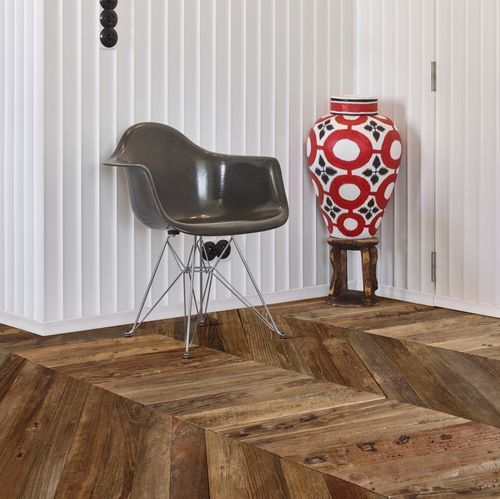 Piso estruturado - ATELIER - RECLAIMED  - lalegno - em olmo / chevron / escovado
