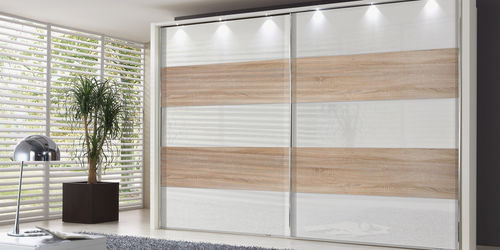 Guarda-roupa contemporâneo - HOLLYWOOD 4 - Wiemann - em madeira / com portas de correr / com espelho