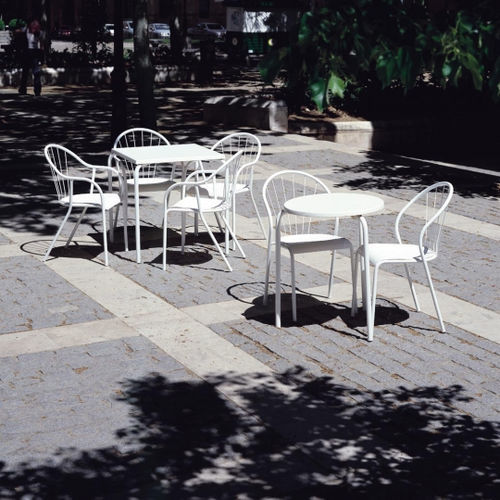 Cadeira de jardim contemporânea - 155 - Tagar - para ambiente externo / em polipropileno / com base de aço revestido a pó
