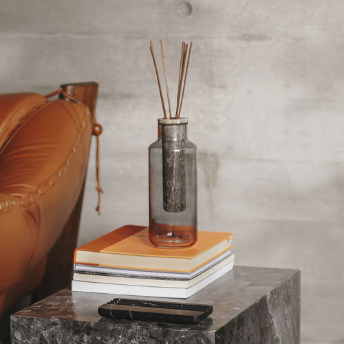 Difusor de varetas da linha residencial - HANDLE GLASS BLACK TRAVERTINE - MAAMI HOME