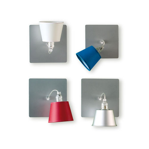 Arandela contemporânea - IRIS - Luxcambra - para ambiente interno / em alumínio / em tecido