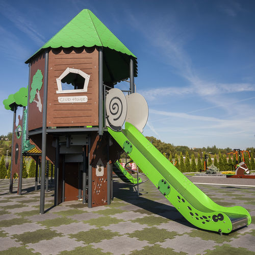 Torre de jogos para parque infantil - DND-08 - Free Kids s.c. - com escorregador / metálica / em polietileno de alta densidade (PEHD)