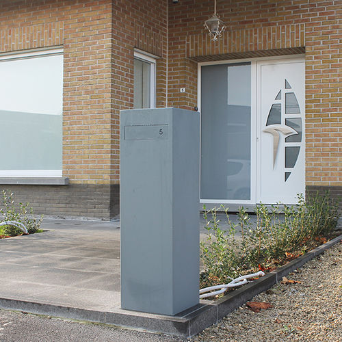 Caixa de correio com pedestal - ARDUO TOTEM 30100 - Metaalwaren Claerbout BV - coletiva