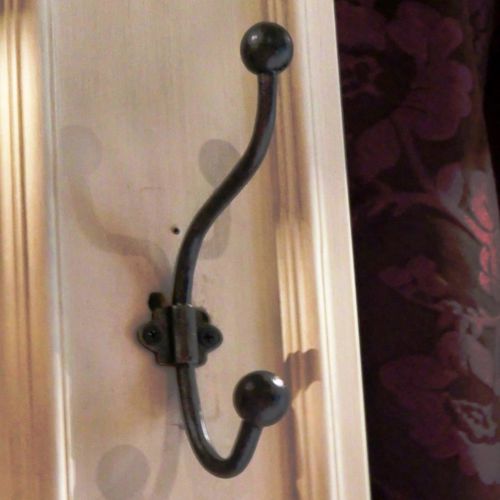 Cabide de parede clássico - PURE PLUS - Dauby - em bronze branco / em metal bruto / em ferro envelhecido