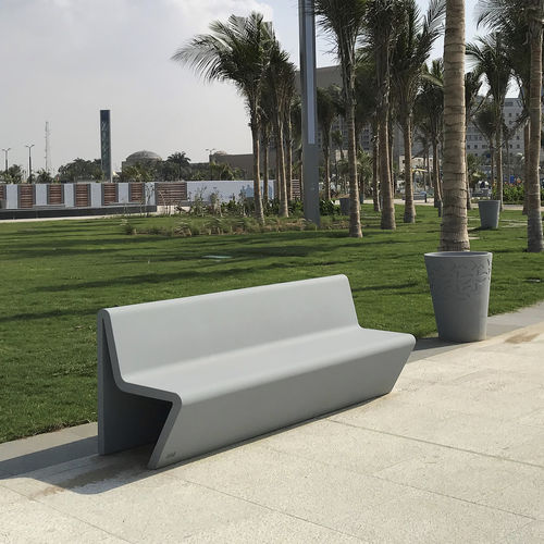 Banco para espaço público contemporâneo - JJ BACK BENCH - THE ITALIAN LAB SRL - em concreto de alto desempenho