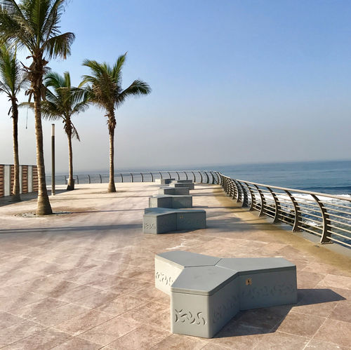 Banco para espaço público contemporâneo - CHARM - THE ITALIAN LAB SRL - em concreto de alto desempenho