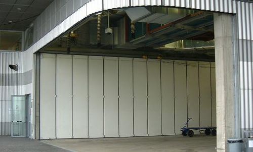Porta industrial de correr - THE LOWRY - Jewers Doors - em alumínio / para hangar / interna