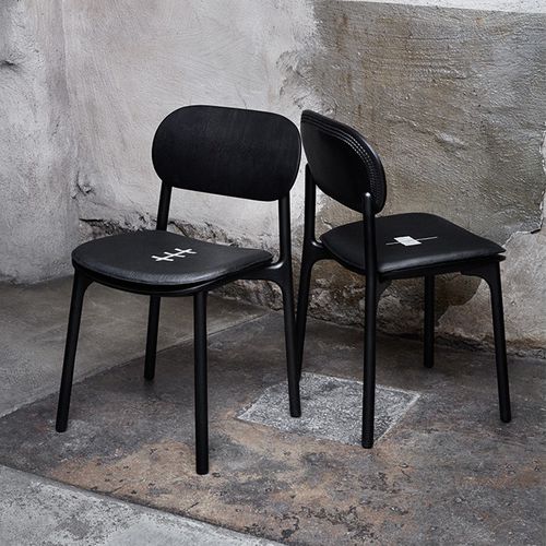 Cadeira de design escandinavo - UNNA - Zanat - para ambiente interno / em carvalho / em madeira maciça