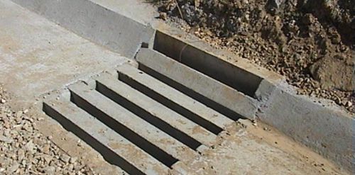 Tampa para caixa de inspeção em concreto armado - TERMINAL BOX - Farcimar - quadrada / de embutir / pré-fabricada