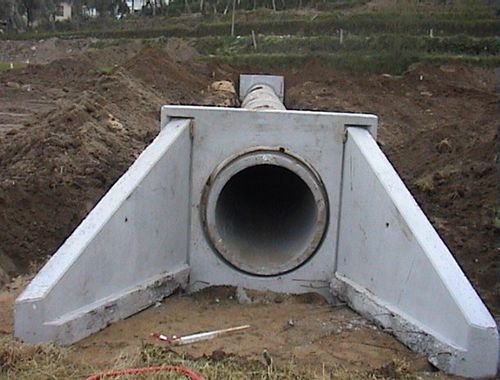 Muro de ala pré-fabricado - Farcimar - em concreto armado