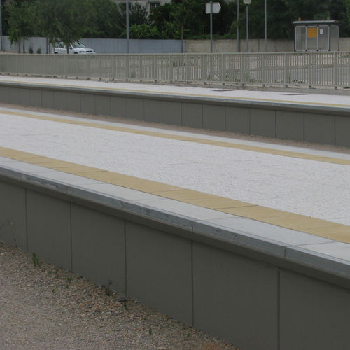 Muro de contenção em concreto armado - QUAY - Farcimar - pré-fabricado / para ferrovia