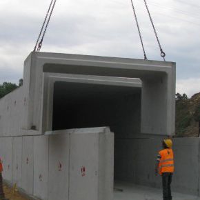 Bueiro em concreto pré-fabricado - Farcimar - em concreto armado / para sistema de drenagem